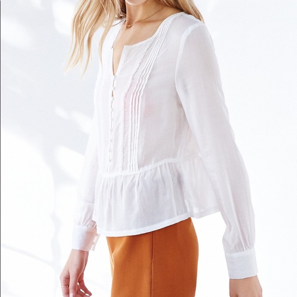 Alice + UO Giovanna Top